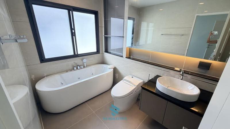 Setthasiri Thawiwatthana, Bangkok, Sala Thammasop Road, Sala Thammasop, Thawi Watthana, Bangkok, 4 Bedrooms, 301 sqm, Single Detached House For Rent, by สุวัฒนา สิริอิทธิรัตน์, 500497789 - DDproperty.com