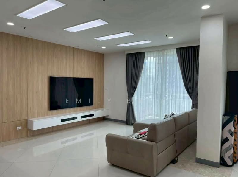 The Empire Place : ดิ เอ็มไพร์ เพลซ, กรุงเทพ, 88 ถนนนราธิวาสราชนครินทร์, ทุ่งมหาเมฆ, สาทร, กรุงเทพ, 183 ตร.ม., คอนโด ให้เช่า, โดย Emily Bada, 500497790 - DDproperty.com