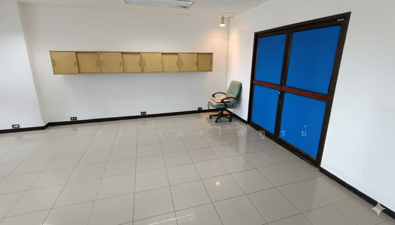 Modern Town, Bangkok, เอกมัย, Khlong Tan Nua, Watthana, Bangkok, , 61 sqm, Office Space For Sale, by วิศว ว่องไพฑูรย์, 500497792 - DDproperty.com