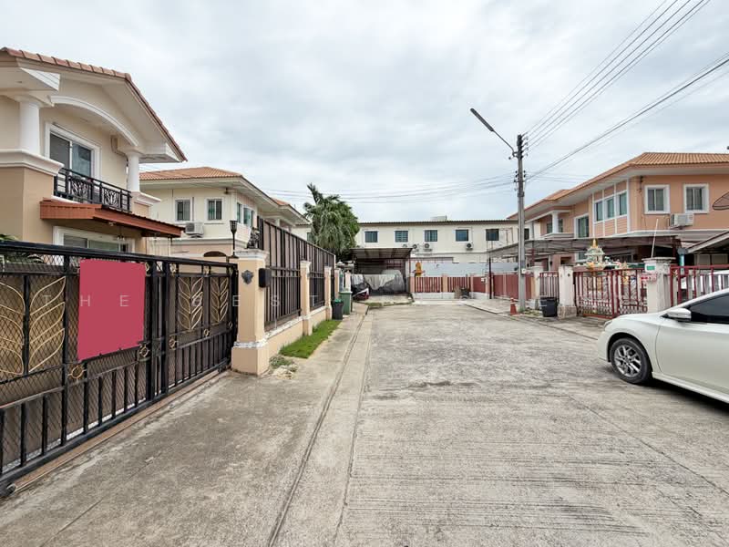 Pruksa Village 6 Rama 2-Bang Khun Thian Chai Talay : พฤกษาวิลเลจ 6 พระราม 2-บางขุนเทียนชายทะเล, สมุทรสาคร, ถนนบางขุนเทียน-ชายทะเล, พันท้ายนรสิงห์, เมืองสมุทรสาคร, สมุทรสาคร, 100 ตร.ม., บ้านเดี่ยว ขาย, โดย The Best Property เหมียว, 500497804 - DDproperty.com