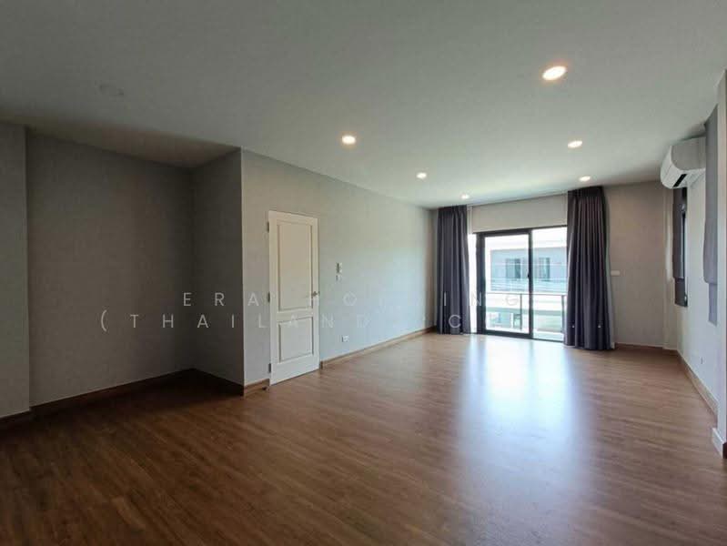 CENTRO Ratchapruek-Suanpak 2, Nonthaburi, Bang Kruai-Chong Tanom Road, Wat Chalo, Bang Kruai, Nonthaburi, 4 Bedrooms, 300 sqm, Single Detached House For Rent, by ERA Holding (Thailand) Co., Ltd., 500497869 - DDproperty.com