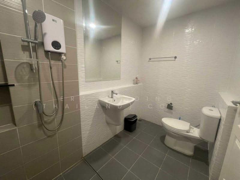 CENTRO Ratchapruek-Suanpak 2, Nonthaburi, Bang Kruai-Chong Tanom Road, Wat Chalo, Bang Kruai, Nonthaburi, 4 Bedrooms, 300 sqm, Single Detached House For Rent, by ERA Holding (Thailand) Co., Ltd., 500497869 - DDproperty.com