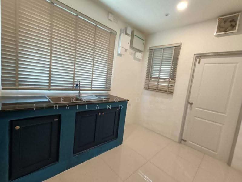 CENTRO Ratchapruek-Suanpak 2, Nonthaburi, Bang Kruai-Chong Tanom Road, Wat Chalo, Bang Kruai, Nonthaburi, 4 Bedrooms, 300 sqm, Single Detached House For Rent, by ERA Holding (Thailand) Co., Ltd., 500497869 - DDproperty.com