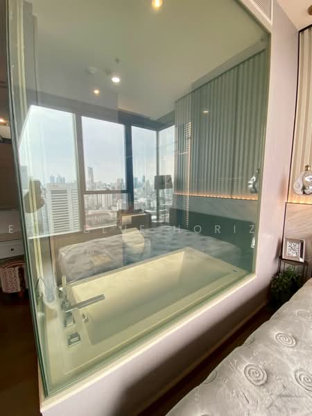 The Esse at Singha Complex, Bangkok, 1788 New Petchaburi Rd, Khlongtoei Nua, Watthana, Bangkok, 1 Bedroom, 48 sqm, Condo For Rent, by Eastblue Horizon, 500497894 - DDproperty.com