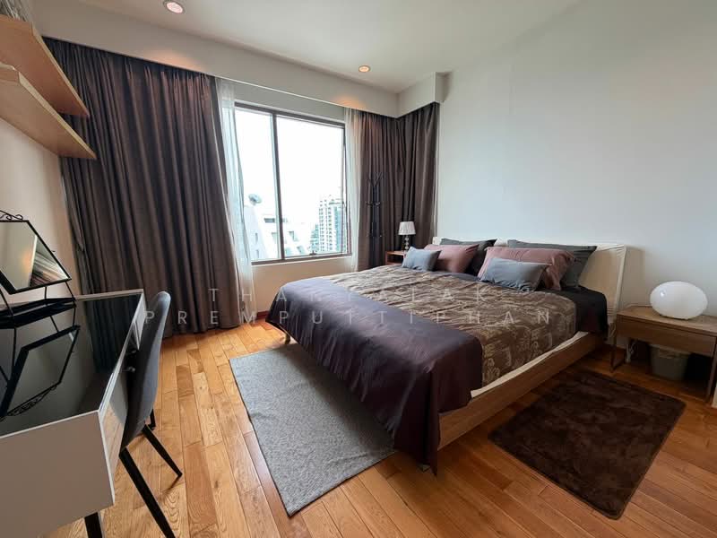 The Emporio Place, Bangkok, 93 Soi Sukhumvit 24, Sukhumvit Road, Khong Tan, Khlong Toei, Bangkok, 1 Bedroom, 48 sqm, Condo For Rent, by Thanyalak Premputtiphan, 500497910 - DDproperty.com