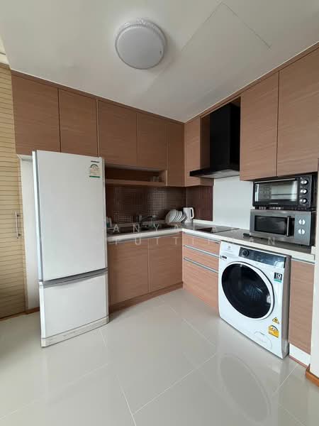 The Emporio Place, Bangkok, 93 Soi Sukhumvit 24, Sukhumvit Road, Khong Tan, Khlong Toei, Bangkok, 1 Bedroom, 48 sqm, Condo For Rent, by Thanyalak Premputtiphan, 500497910 - DDproperty.com