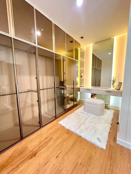 Grandio Bangna KM.5 : แกรนดิโอ บางนา กม.5, Samut Prakan, ถนนบัวนครินทร์, Bang Kaeo, Bang Plee, Samut Prakan, 4 Bedrooms, 258 sqm, Single Detached House For Rent, by Wiratee Aramrun, 500497913 - DDproperty.com