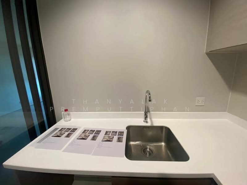 Life Sathorn Sierra, Bangkok, Ratchaphruek Rd, Talat Plu, Thon Buri, Bangkok, 1 Bedroom, 29 sqm, Condo For Sale, by Thanyalak Premputtiphan, 500497985 - DDproperty.com