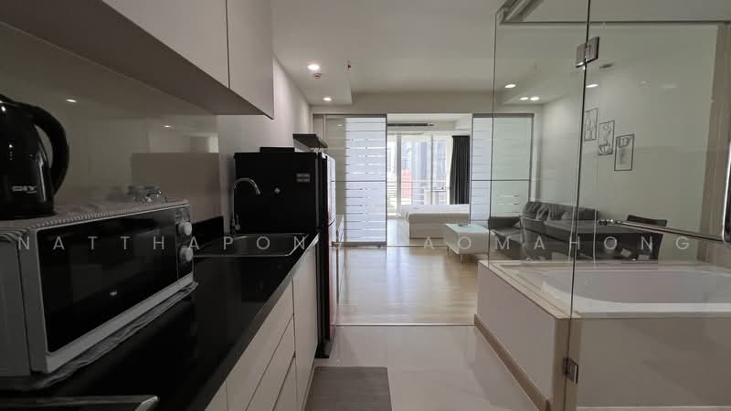 The Rajdamri, Bangkok, Ratchadamri Road, Lumphini, Pathum Wan, Bangkok, 1 Bedroom, 45 sqm, Condo For Sale, by Natthapong Laomahong, 500498004 - DDproperty.com