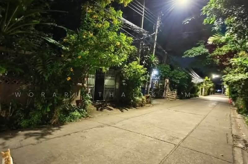 3-BR House, Bangkok, Chan Kasem, Chatuchak, Bangkok, 3 Bedrooms, 240 sqm, Single Detached House For Sale, by Woraruethai Klumbun, 500498008 - DDproperty.com