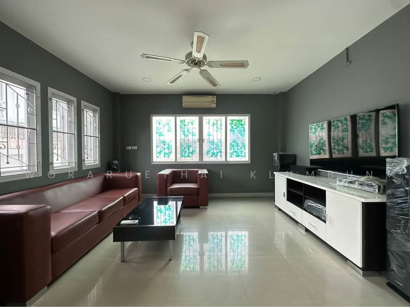 7-BR House, Bangkok, Lat Phrao, Bangkok, 7 Bedrooms, 316 sqm, Single Detached House For Sale, by Woraruethai Klumbun, 500498025 - DDproperty.com
