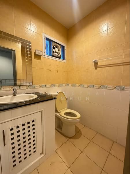 7-BR House, Bangkok, Lat Phrao, Bangkok, 7 Bedrooms, 316 sqm, Single Detached House For Sale, by Woraruethai Klumbun, 500498025 - DDproperty.com