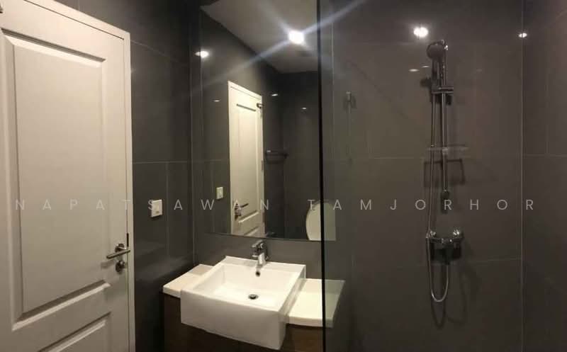 Noble Revo Silom, Bangkok, 88 Soi Surasak Surasak Road, Silom, Bang Rak, Bangkok, 1 Bedroom, 34 sqm, Condo For Rent, by Napatsawan Tamjorhor, 500498043 - DDproperty.com