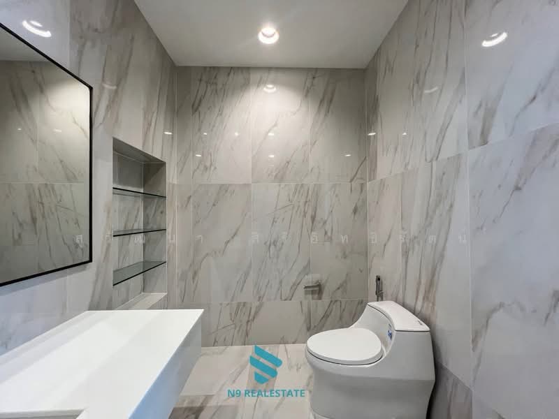 The Glamor Ekkamai – Praditmanutham, Bangkok, Soi Praditmanutham 8, Khlong Chaokhun Sing, Wang Thonglang, Bangkok, 3 Bedrooms, 412 sqm, Single Detached House For Sale, by สุวัฒนา สิริอิทธิรัตน์, 500498090 - DDproperty.com