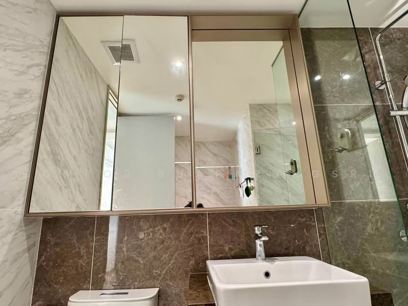 Fynn Asoke, Bangkok, 28 Sukhumvit 10 Alley, Khlong Toei, Bangkok, 2 Bedrooms, 50 sqm, Condo For Rent, by Sompob Buaparungsri, 500498133 - DDproperty.com