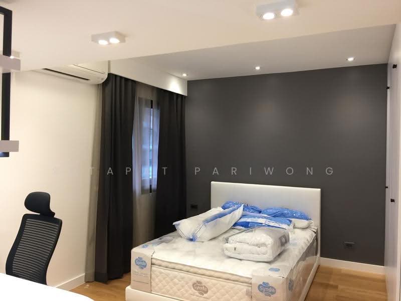 Royal Castle Sukhumvit, Bangkok, 30 Soi Sukhumvit 39, Khlongtoei Nua, Watthana, Bangkok, 3 Bedrooms, 190 sqm, Condo For Sale, by Sutapat Pariwong, 500498150 - DDproperty.com
