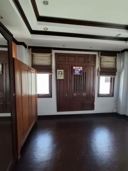 ที่ดินพร้อมสิ่งปลูกสร้างซอยมิตรไมตรี, กรุงเทพ, คู้ฝั่งเหนือ, หนองจอก, กรุงเทพ, 200 ตร.ม., ที่ดิน ขาย, โดย สมโพธิ เทศวิรัช, 500498181 - DDproperty.com