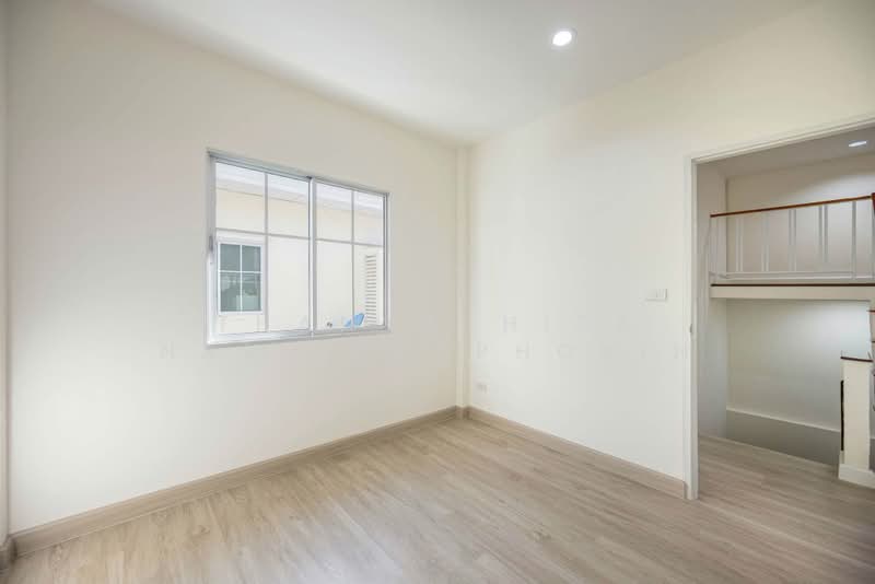 The Villa Rattanathibet, Nonthaburi, Rattanathibet Road, Tha It, Pak Kret, Nonthaburi, 3 Bedrooms, 135 sqm, Townhouse For Sale, by Thanyathita Nalinratphokin, 500498196 - DDproperty.com