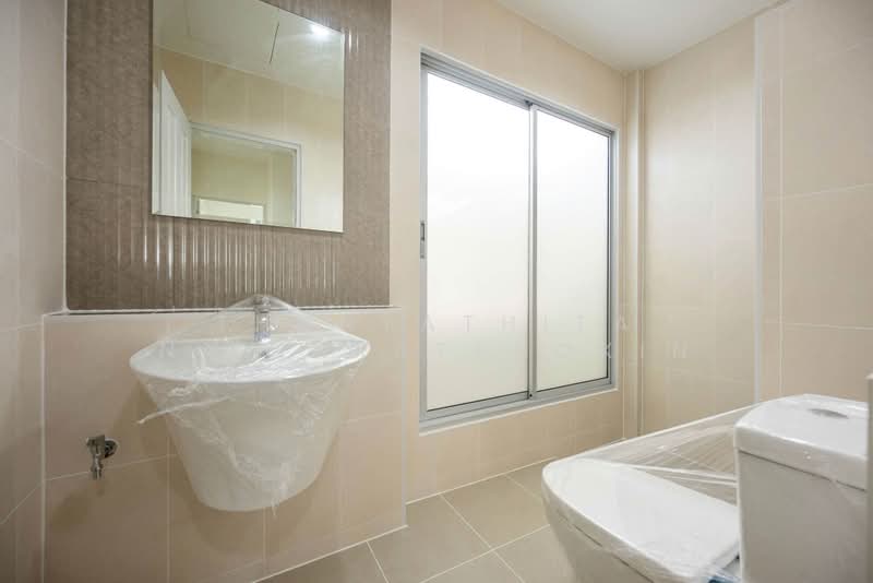 The Villa Rattanathibet, Nonthaburi, Rattanathibet Road, Tha It, Pak Kret, Nonthaburi, 3 Bedrooms, 135 sqm, Townhouse For Sale, by Thanyathita Nalinratphokin, 500498196 - DDproperty.com