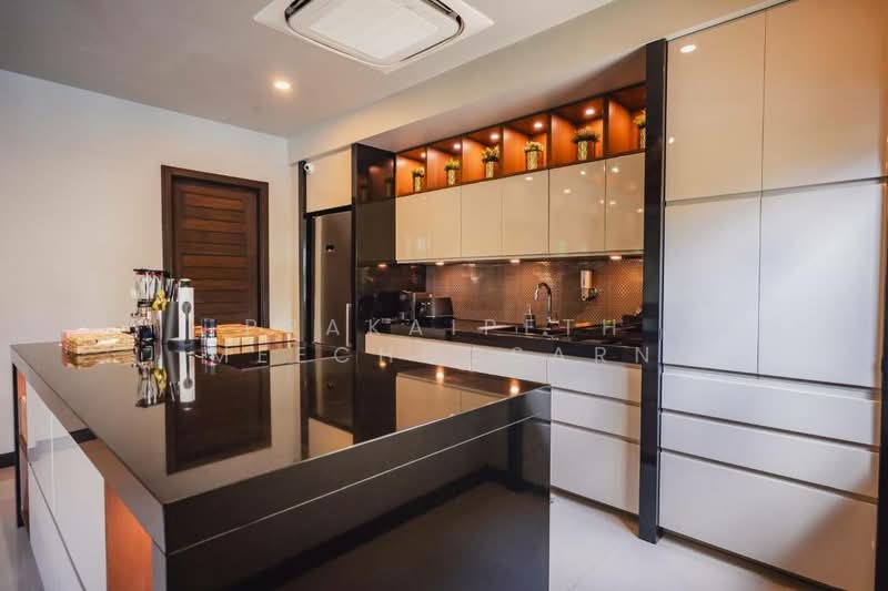Baan Lawadee Villas, Phuket, Choeng Thale, Thalang, Phuket, 4 Bedrooms, 600 sqm, Villa For Sale, by CBRE (Thailand) Co.,Ltd, 500498199 - DDproperty.com
