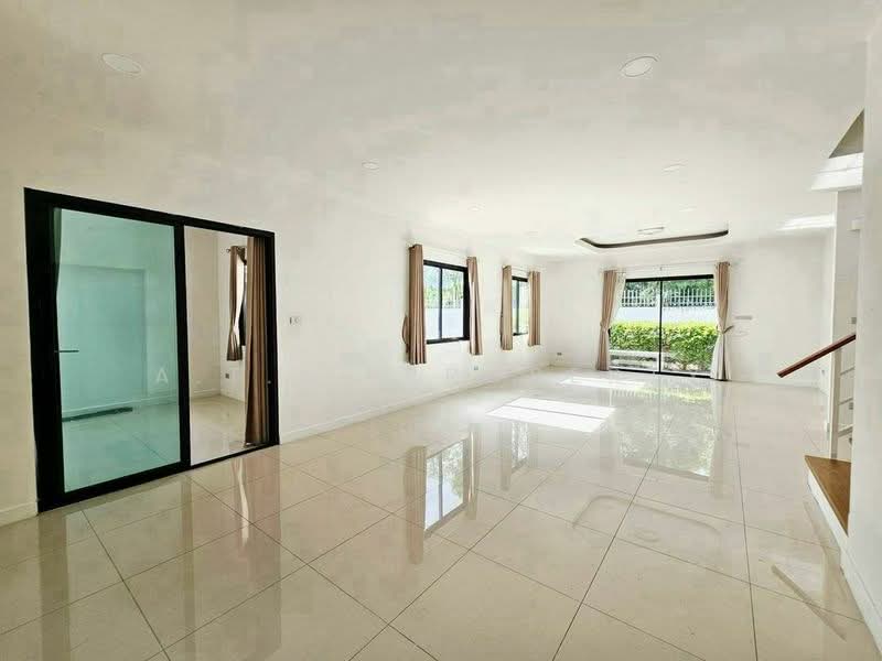 Maneerin Privacy Second Edition Sriracha, Chon Buri (Pattaya), 159 Village No. 5, Nong - Kham, Si Racha, Chon Buri (Pattaya), 3 Bedrooms, 200 sqm, Single Detached House For Sale, by A.T.A. Property, 500498228 - DDproperty.com