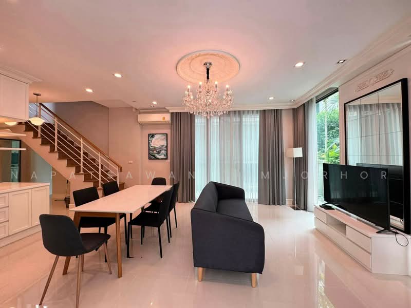 Baan Klang Muang Classe Ekkamai-Ramintra, Bangkok, Sukhonthasawat Road, Lat Phrao, Bangkok, 4 Bedrooms, 241 sqm, Single Detached House For Rent, by Napatsawan Tamjorhor, 500498237 - DDproperty.com