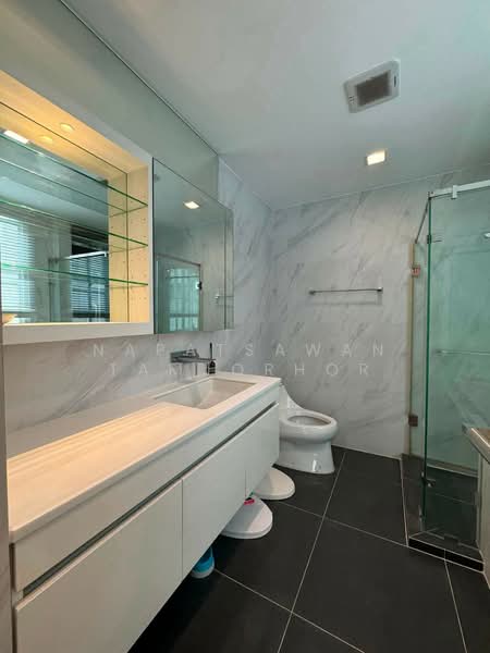 Baan Klang Muang Classe Ekkamai-Ramintra, Bangkok, Sukhonthasawat Road, Lat Phrao, Bangkok, 4 Bedrooms, 241 sqm, Single Detached House For Rent, by Napatsawan Tamjorhor, 500498237 - DDproperty.com