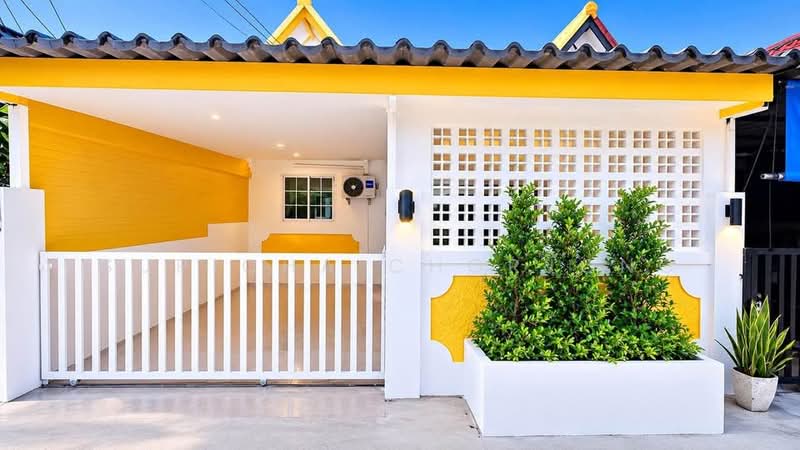undefined, Chon Buri (Pattaya), Nong Pru, Bang Lamung (Pattaya), Chon Buri (Pattaya), 2 Bedrooms, 96 sqm, Townhouse For Sale, by Supicha Chorjong, 500498239 - DDproperty.com