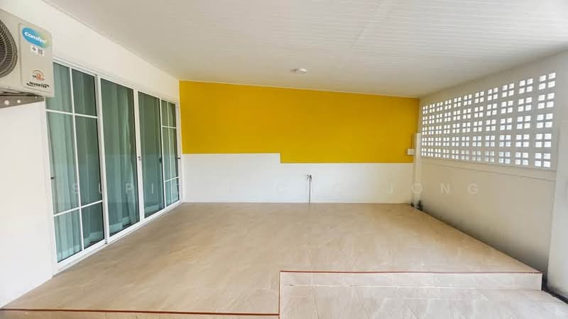 undefined, Chon Buri (Pattaya), Nong Pru, Bang Lamung (Pattaya), Chon Buri (Pattaya), 2 Bedrooms, 96 sqm, Townhouse For Sale, by Supicha Chorjong, 500498239 - DDproperty.com