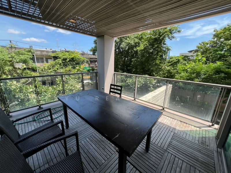 The Lofts Yennakart, Bangkok, 366 ์Soi Nang Linchi Yenakat Road, Chong Nonsi, Yan Nawa, Bangkok, 3 Bedrooms, 180 sqm, Condo For Sale, by Shinyu Real Estate, 500498244 - DDproperty.com