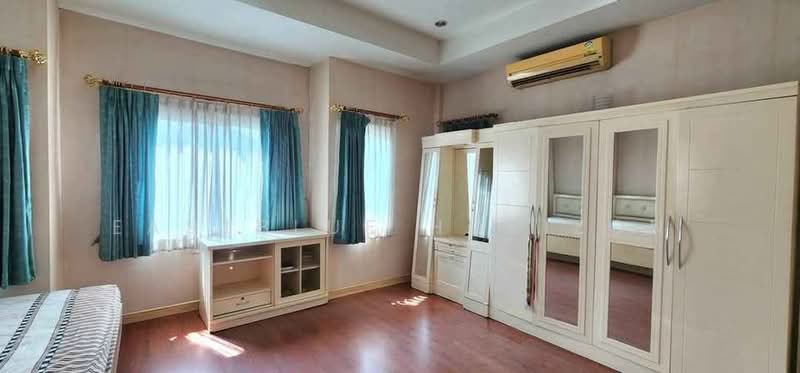 Parinyada Wongwan - Sathorn, Bangkok, Bang Khae, Bangkok, 3 Bedrooms, 180 sqm, Single Detached House For Sale, by Eastblue Horizon, 500498256 - DDproperty.com