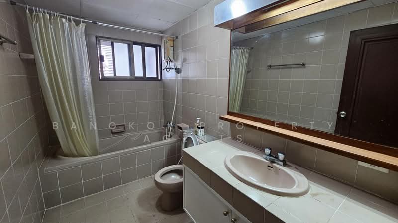Liberty Park 1, Bangkok, 170 Soi Sukhumvit 23, Khlongtoei Nua, Watthana, Bangkok, 3 Bedrooms, 252 sqm, Condo For Rent, by BANGKOK PROPERTY AGENTS, 500498257 - DDproperty.com