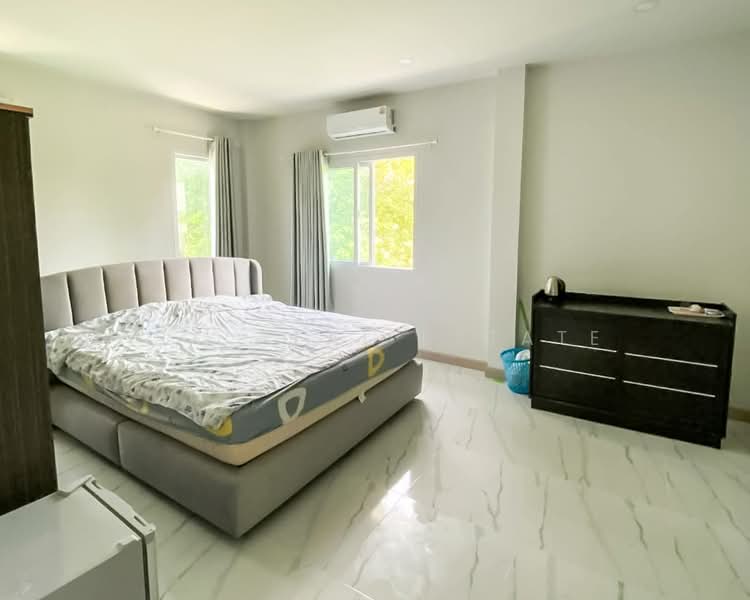4 Bedroom House for Sale Nong Ket Yai North Pattaya, Chon Buri (Pattaya), Bang Lamung, Bang Lamung (Pattaya), Chon Buri (Pattaya), 4 Bedrooms, 180 sqm, Single Detached House For Sale, by PLC real estate, 500498265 - DDproperty.com