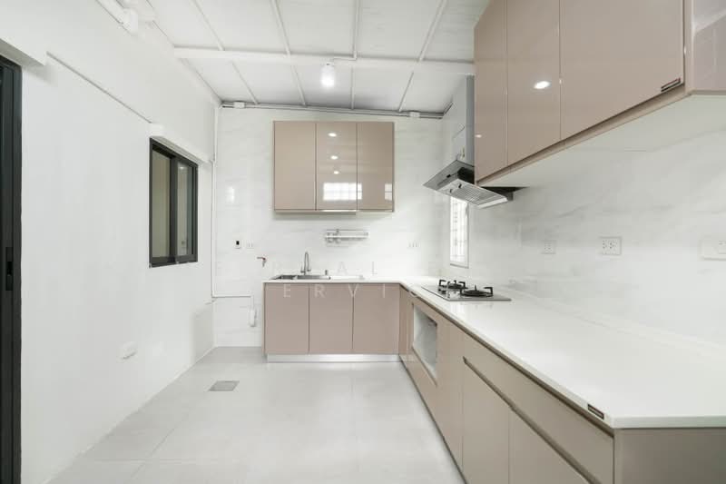 Eigen Premium Townhome Pattanakarn : ไอเจ้นท์ พรีเมียม ทาวน์โฮม พัฒนาการ, กรุงเทพ, ซอยพัฒนาการ 99 ถนนพัฒนาการตัดใหม่, ประเวศ, กรุงเทพ, 182 ตร.ม., ทาวน์เฮ้าส์ ขาย, โดย HOME Real Estate Service, 500498285 - DDproperty.com