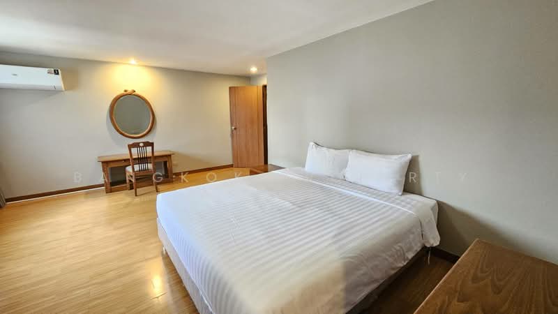 United Tower Thonglor, Bangkok, 333 Soi Thonglor 17, Khlong Tan Nua, Watthana, Bangkok, 3 Bedrooms, 196 sqm, Condo For Rent, by BANGKOK PROPERTY AGENTS, 500498302 - DDproperty.com