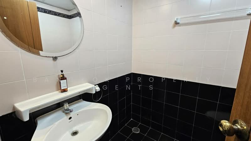 United Tower Thonglor, Bangkok, 333 Soi Thonglor 17, Khlong Tan Nua, Watthana, Bangkok, 3 Bedrooms, 196 sqm, Condo For Rent, by BANGKOK PROPERTY AGENTS, 500498302 - DDproperty.com