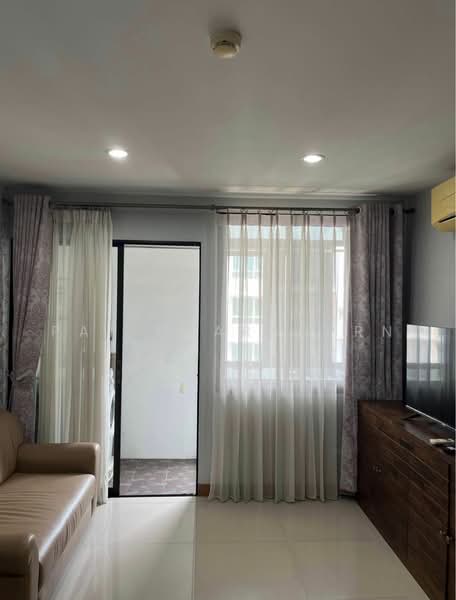 Le Rich @ Aree Station, Bangkok, 34 Soi Ari 2, Samsen Nai, Phaya Thai, Bangkok, 1 Bedroom, 30 sqm, Condo For Rent, by Pat Bharasarn, 500498369 - DDproperty.com