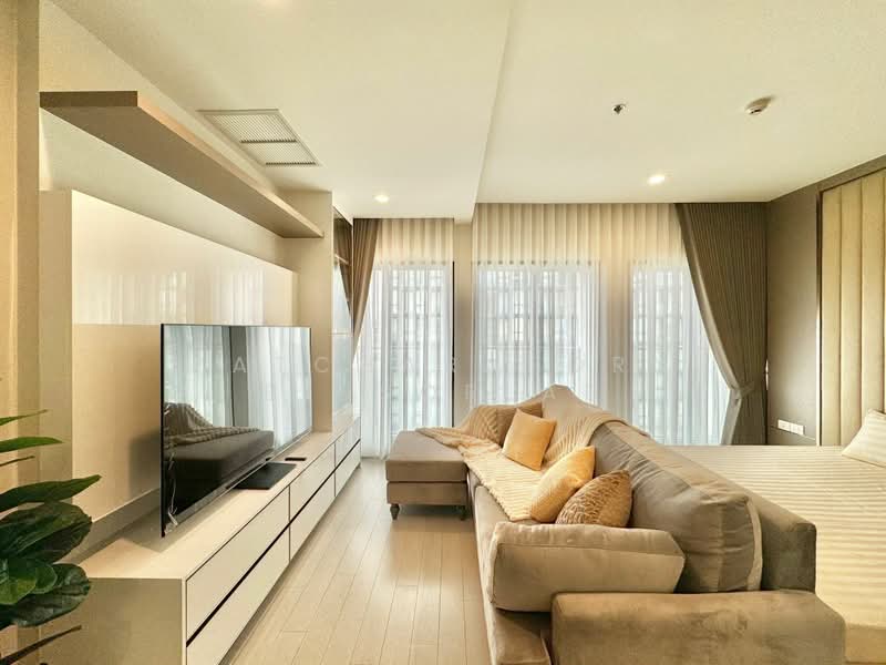 Noble Ploenchit, Bangkok, 1035 Ploenchit Road, Lumphini, Pathum Wan, Bangkok, 1 Bedroom, 47 sqm, Condo For Sale, by Patcharaporn Binsorlae, 500498383 - DDproperty.com