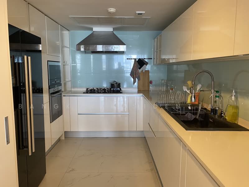 Somkid Gardens, Bangkok, Ploenchit, Lumphini, Pathum Wan, Bangkok, 3 Bedrooms, 250 sqm, Condo For Rent, by Bangkok Residential, 500498388 - DDproperty.com