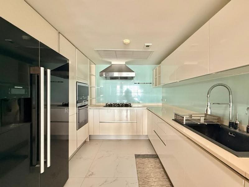 Somkid Gardens, Bangkok, Ploenchit, Lumphini, Pathum Wan, Bangkok, 3 Bedrooms, 250 sqm, Condo For Rent, by Bangkok Residential, 500498388 - DDproperty.com