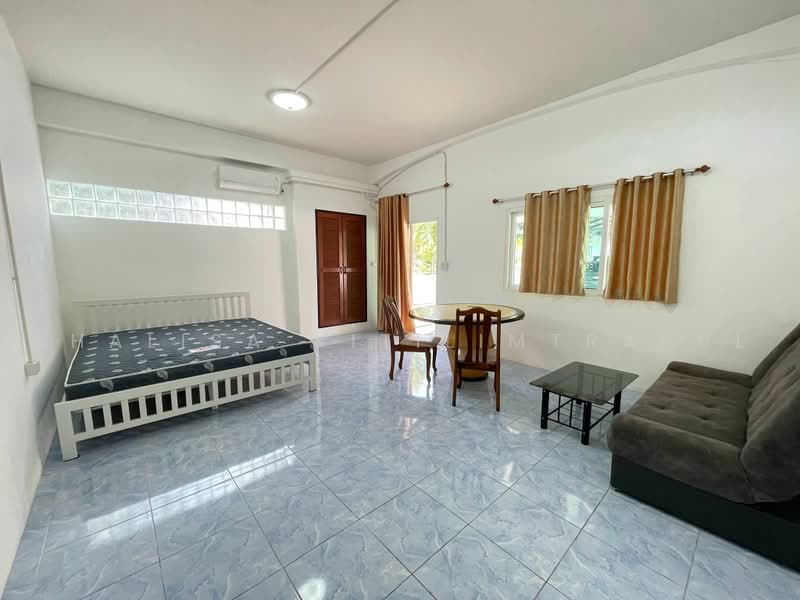 4-BR House, Chon Buri (Pattaya), Nong Pru, Bang Lamung (Pattaya), Chon Buri (Pattaya), 4 Bedrooms, 400 sqm, Single Detached House For Sale, by Chalisa Kitilimtrakul, 500498403 - DDproperty.com