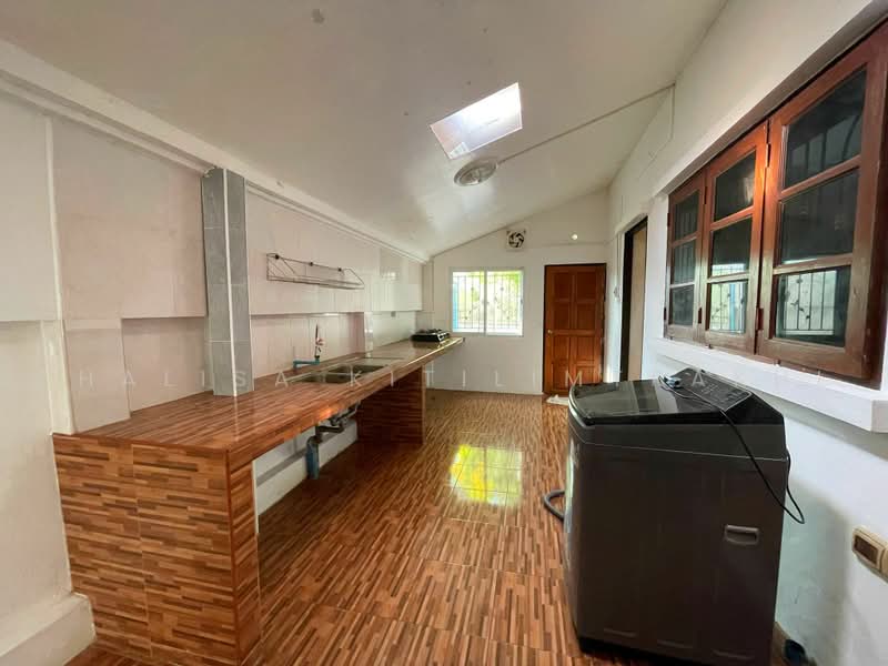 4-BR House, Chon Buri (Pattaya), Nong Pru, Bang Lamung (Pattaya), Chon Buri (Pattaya), 4 Bedrooms, 400 sqm, Single Detached House For Sale, by Chalisa Kitilimtrakul, 500498403 - DDproperty.com