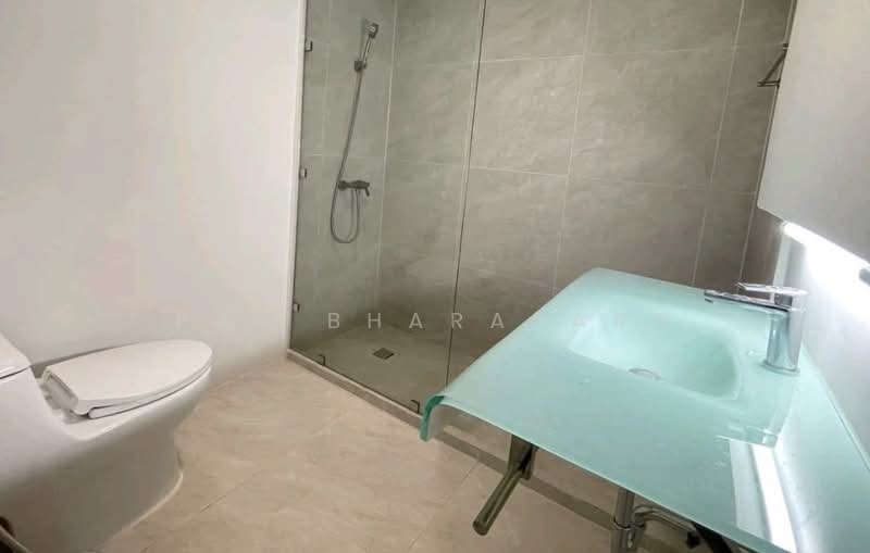 The Waterford Diamond Tower Sukhumvit, Bangkok, 758/18 Soi Sukhumvit 30/1, Sukhumvit Road, Khlong Toei, Bangkok, 2 Bedrooms, 81 sqm, Condo For Rent, by Pat Bharasarn, 500498409 - DDproperty.com