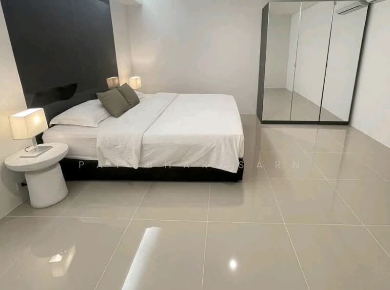 The Waterford Diamond Tower Sukhumvit, Bangkok, 758/18 Soi Sukhumvit 30/1, Sukhumvit Road, Khlong Toei, Bangkok, 2 Bedrooms, 81 sqm, Condo For Rent, by Pat Bharasarn, 500498409 - DDproperty.com