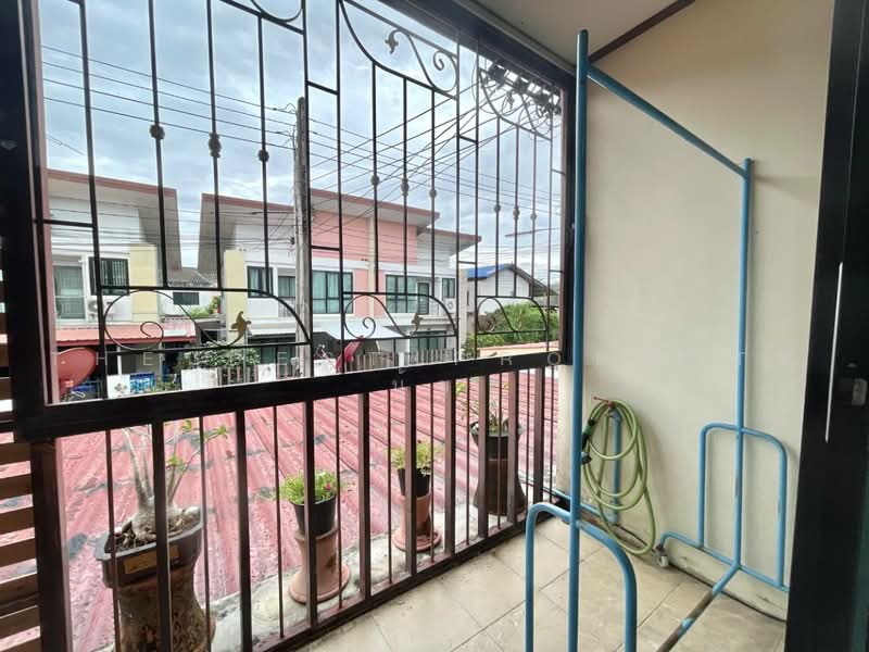 หมู่บ้านโมเดิร์นเฮ้าส์ ชลบุรี, Chon Buri (Pattaya), Ban Suan, Muang Chon Buri, Chon Buri (Pattaya), 2 Bedrooms, 100 sqm, Townhouse For Sale, by The Best Property นุ้ย, 500498415 - DDproperty.com