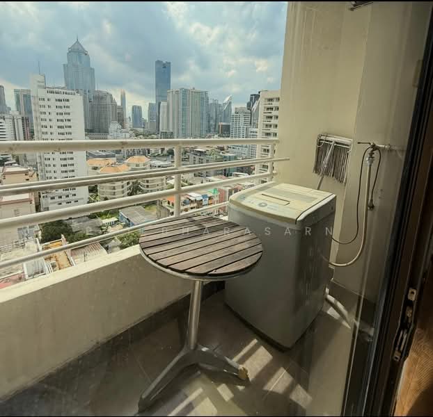 Saranjai Mansion, Bangkok, Soi Sukhumvit 6, Khlong Toei, Bangkok, Studio, 40 sqm, Condo For Rent, by Pat Bharasarn, 500498419 - DDproperty.com