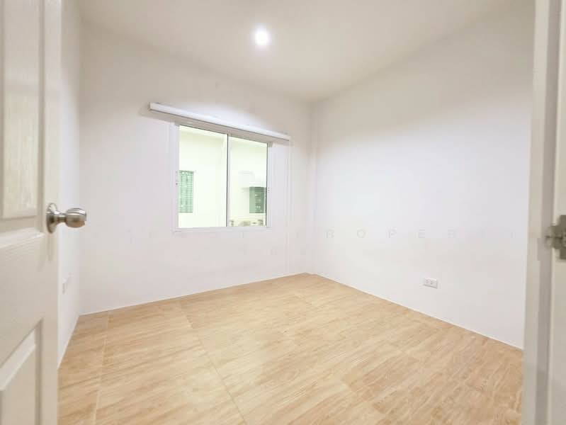 Baan Thongsiri 3 Baan Kluay-Sai Noi : บ้านธงสิริ 3 บ้านกล้วย-ไทรน้อย, นนทบุรี, ถนนบ้านกล้วย-ไทรน้อย, ไทรใหญ่, ไทรน้อย, นนทบุรี, 90 ตร.ม., บ้านเดี่ยว ขาย, โดย The Best Property จอย, 500498443 - DDproperty.com