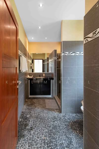 Siam Royal View, Chon Buri (Pattaya), Nong Pru, Bang Lamung (Pattaya), Chon Buri (Pattaya), 4 Bedrooms, 350 sqm, Villa For Sale, by Chalisa Kitilimtrakul, 500498446 - DDproperty.com