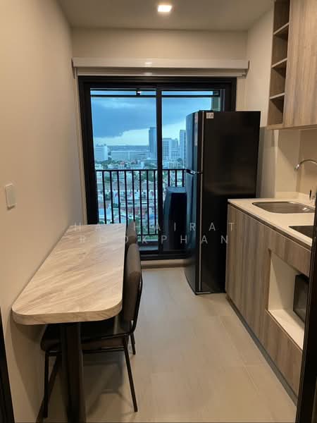 Metris Ladprao, Bangkok, Lat Phrao Road, Jom Phon, Chatuchak, Bangkok, 1 Bedroom, 30 sqm, Condo For Rent, by Hathairat Rookphan, 500498484 - DDproperty.com