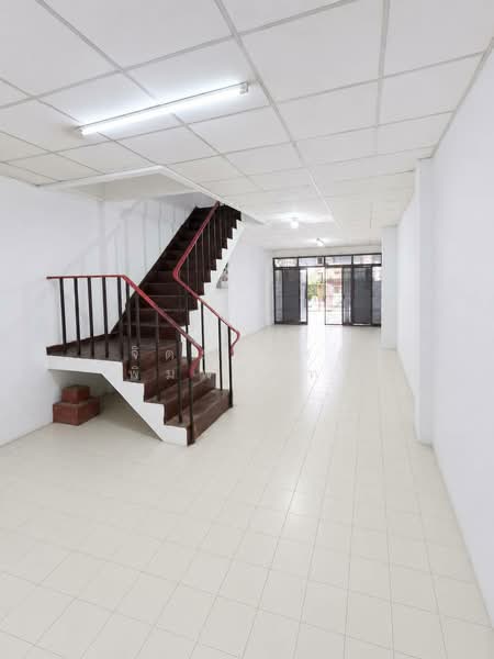 Charan sanitwong soi 13, Bangkok, จรัญสนิทวงศ์ 13, Bang Waek, Phasi Charoen, Bangkok, 4 Bedrooms, 300 sqm, Townhouse For Rent, by จิตราภรณ์ พิมพ์จันทร์, 500498487 - DDproperty.com